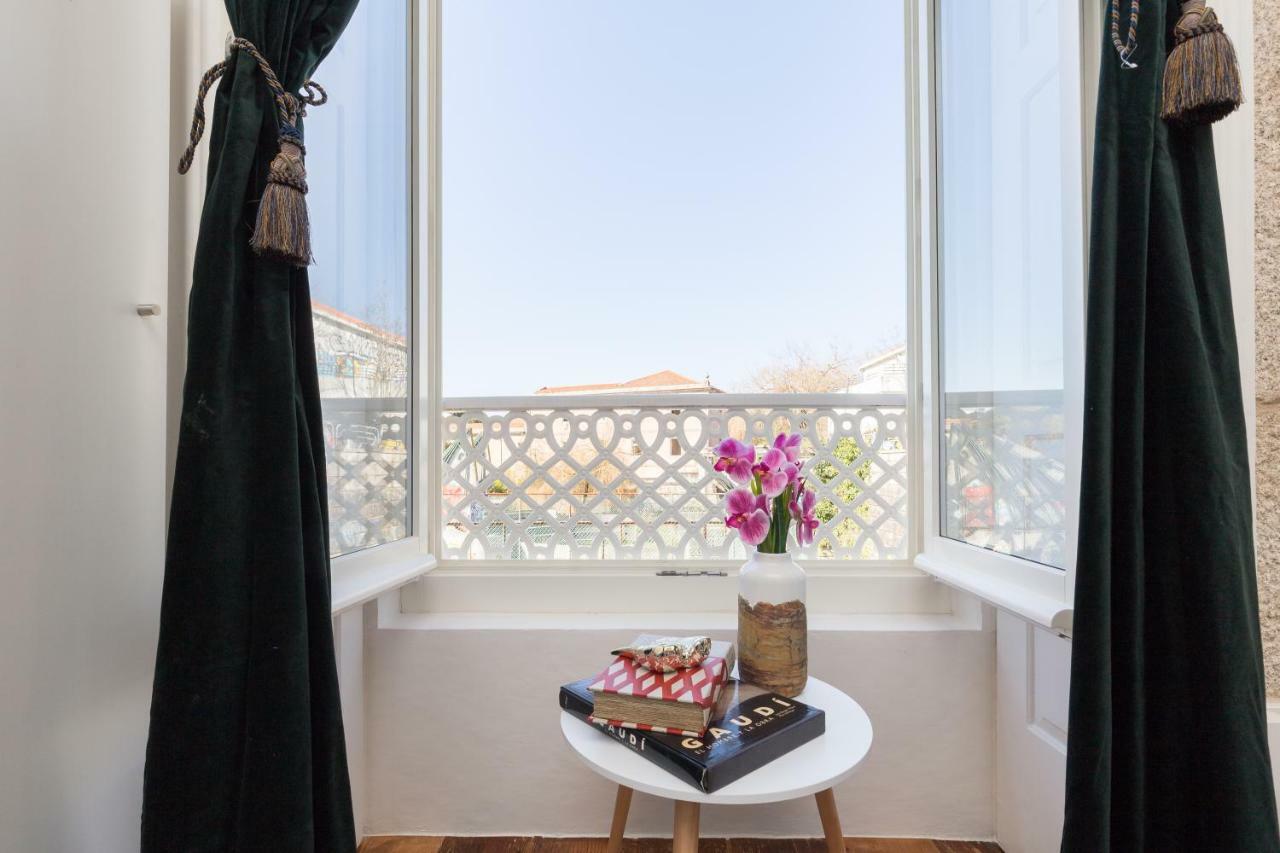 Host Wise - Charming Flat With Netflix - River View Porto Bagian luar foto